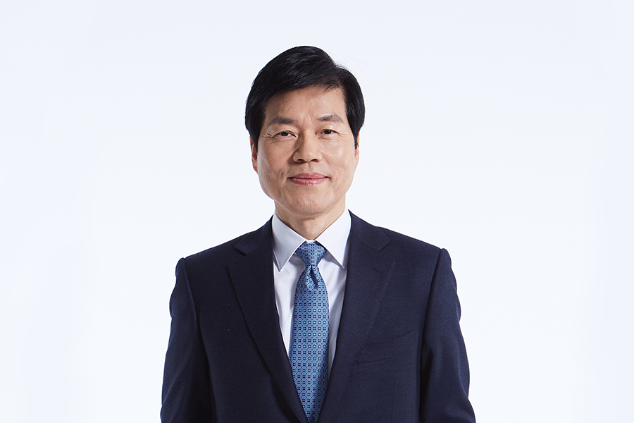 President & CEO / Dr. Tae Han Kim
