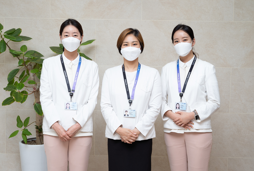 삼성바이오로직스 사내 부속의원에서 함께 근무하고 있는 신부경 간호사, 윤진주 간호사, 임채원 간호사(왼쪽부터)