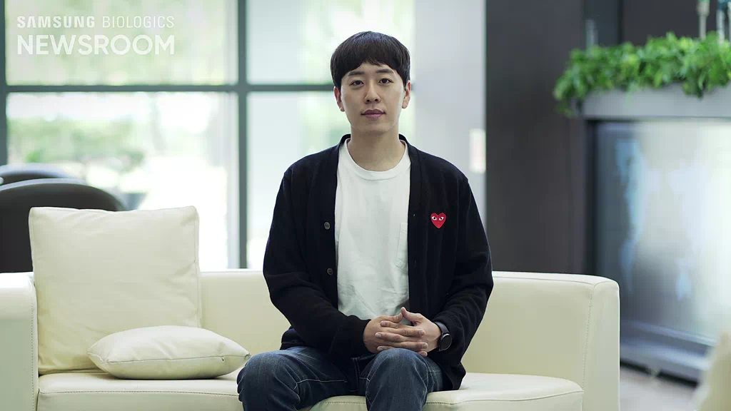 Group leader Han Ji-min's photo 3