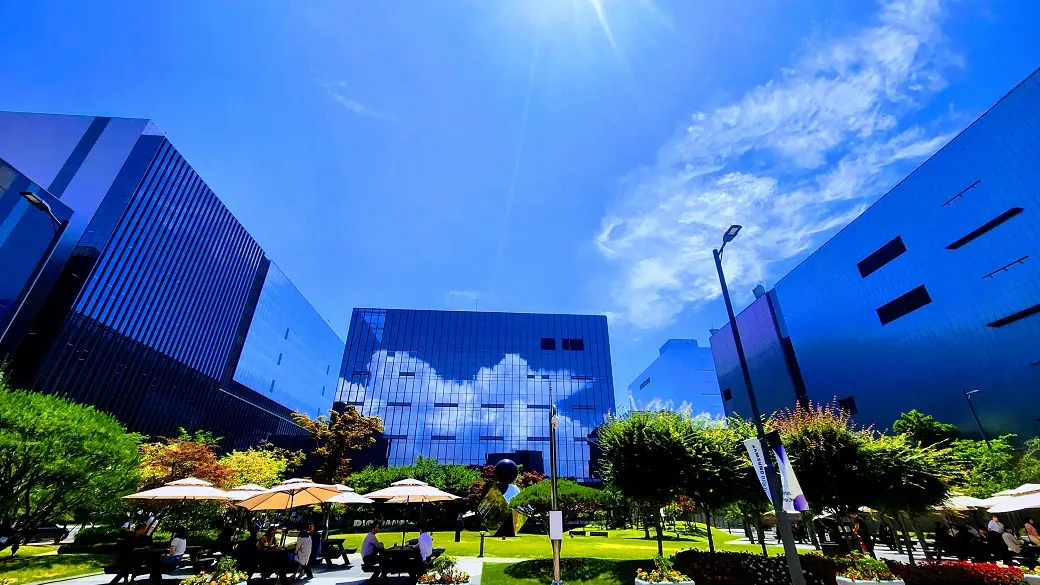 samsung biologics awards winning